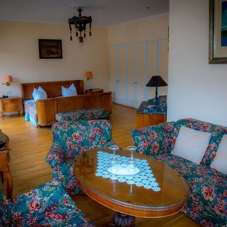 Krone Assmannshausen 4* Rüdesheim am Rhein