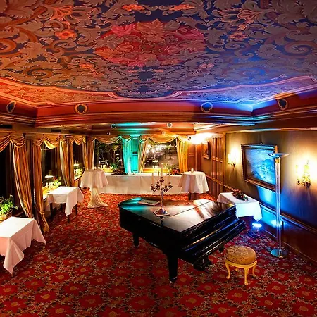 Krone Assmannshausen Hotel 4*