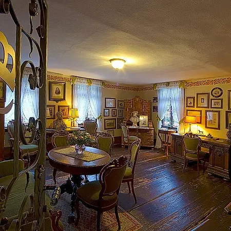 Krone Assmannshausen Hotel 4*